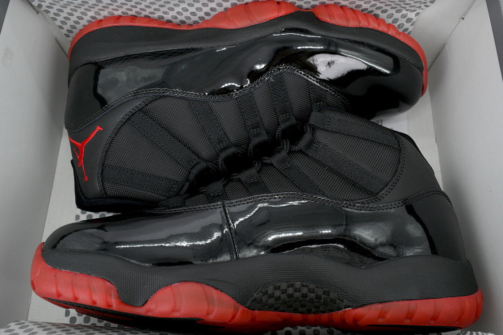 Air Jordan 11 Retro Basketball Shoes Black Red