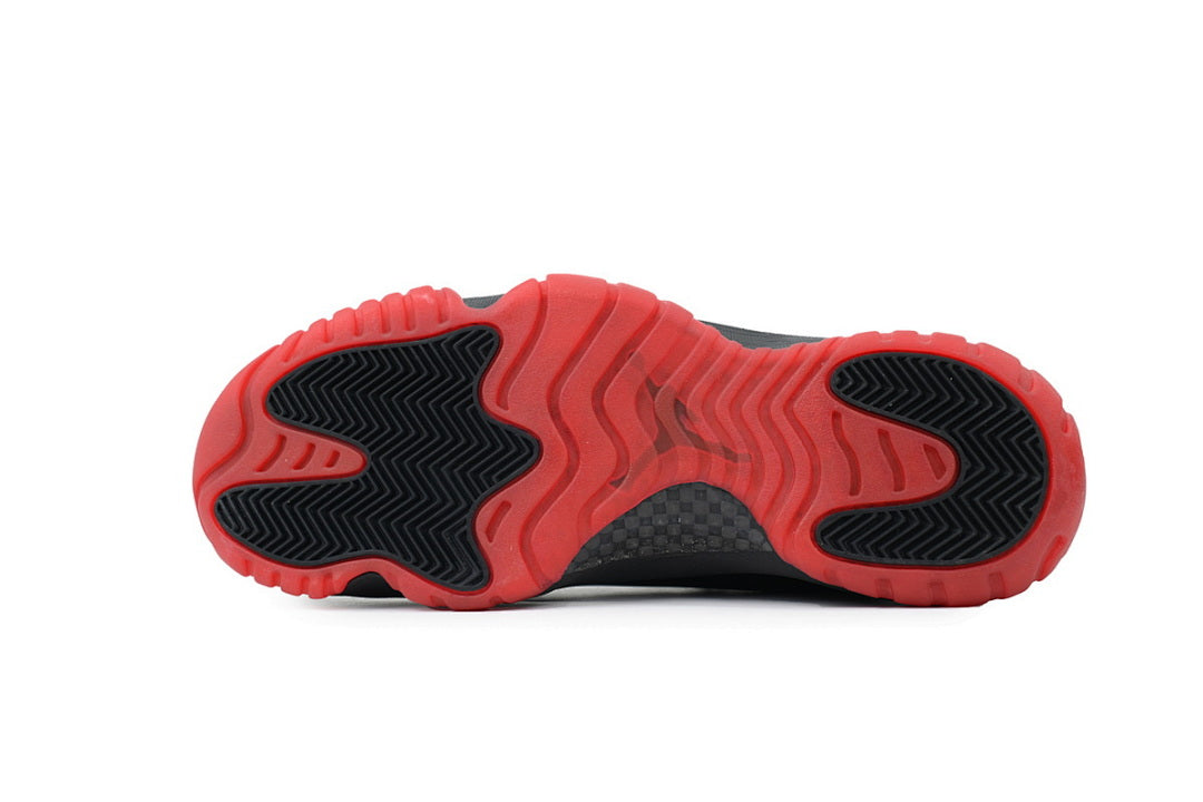 Air Jordan 11 Retro Basketball Shoes Black Red