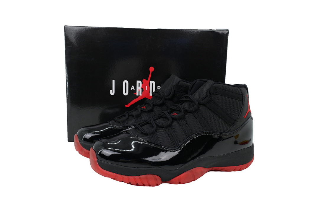 Air Jordan 11 Retro Basketball Shoes Black Red