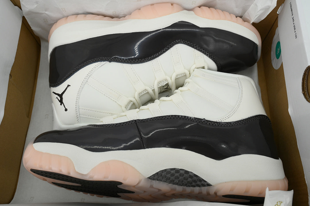 Air Jordan 11 ’Neapolitan‘ High-Top Casual Running Shoes Men Basketball Shoes Size US 4-US 12
