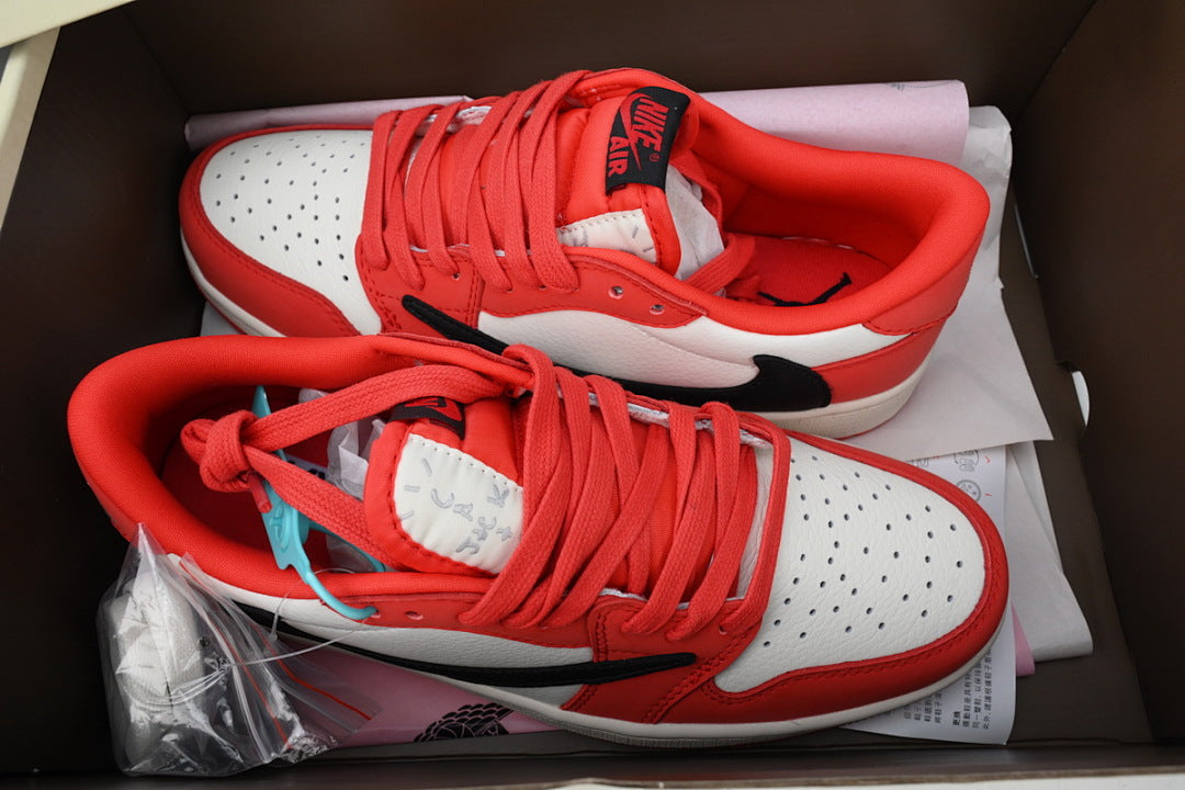 Travis Scott x Air Jordan 1 Low Red Sneakers