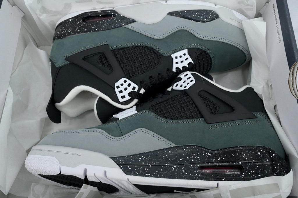 Air Jordan Retro 4 “Fear” Basketball Shoes Black Grey