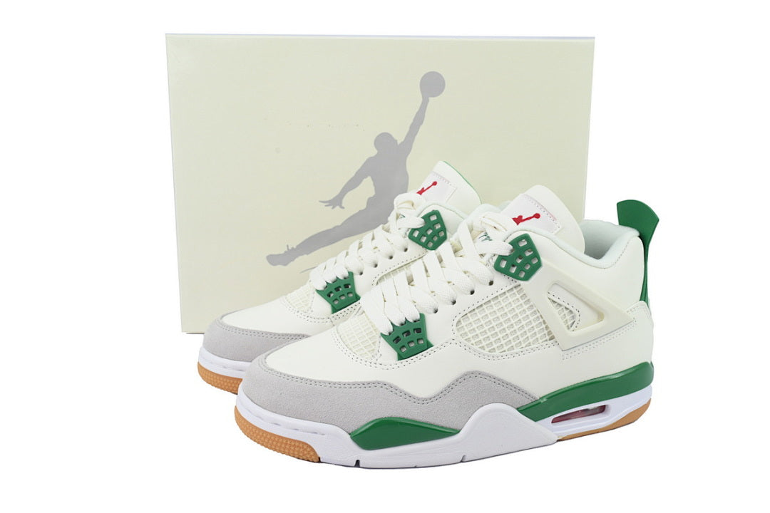 SB x Air Jordan 4 Retro “Pine Green” Calaite Basketball Shoes
