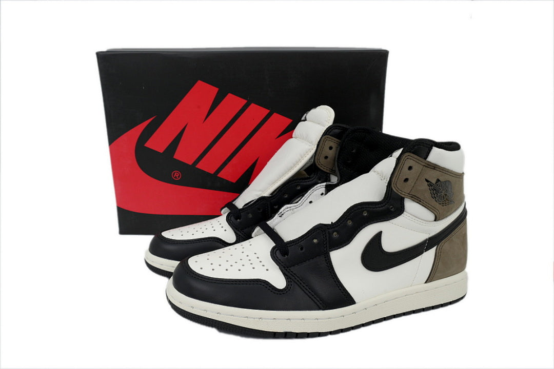 Travis Scott x Air Jordan 1 Retro High OG Men Basketball Shoes Size US 4-US 12