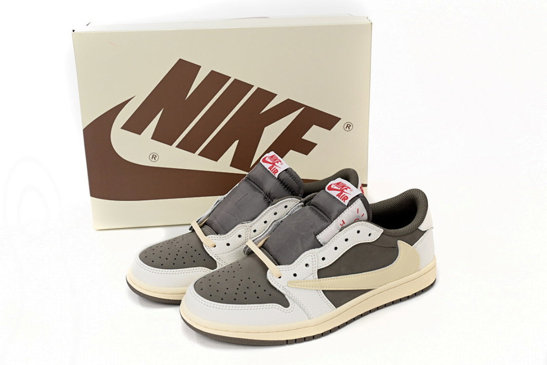 Travis Scott x Air Jordan 1 Low Reverse Mocha Sneakers White Brown